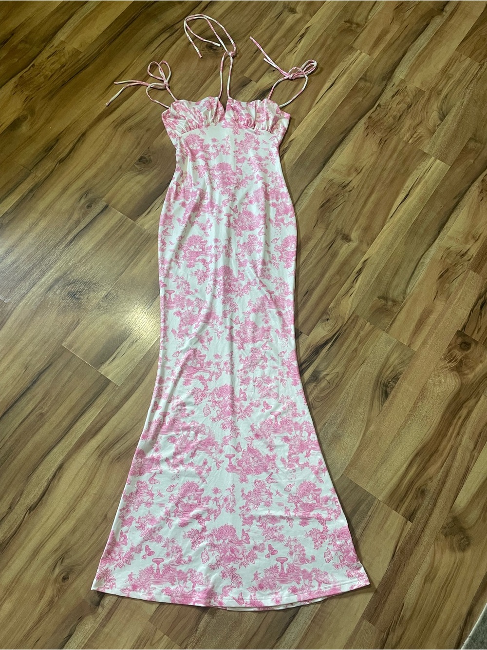 Marthea Floral/Butterfly Print Mermaid Hem Bodycon Dress Sz M